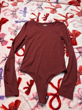 Women's Long Sleeve Bodysuit in Maroon - Contour